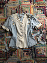 Load image into Gallery viewer, vintage 1940s rayon blouse