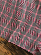 Load image into Gallery viewer, vintage 1940s plaid shorts {27W} as-is
