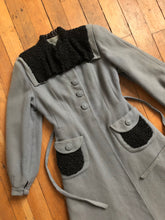 Load image into Gallery viewer, vintage 1940s wool princess coat