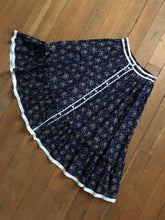 Load image into Gallery viewer, vintage 1970s Gunnies prairie skirt