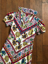 Load image into Gallery viewer, vintage 1930s novelty leaf dress