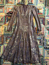 Load image into Gallery viewer, vintage 1930s lamé evening gown