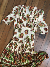 Load image into Gallery viewer, vintage 1930s 40s rayon jersey dress