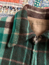 Load image into Gallery viewer, vintage 1940s plaid jacket