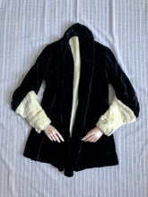 Load image into Gallery viewer, vintage 1920s 30s black velvet jacket {xs/s}