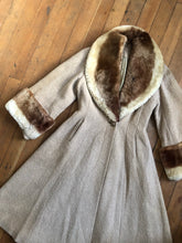 Load image into Gallery viewer, vintage 1950s wool princess coat