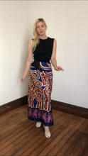 Load image into Gallery viewer, vintage 1970s Tori Richard novelty horse dress