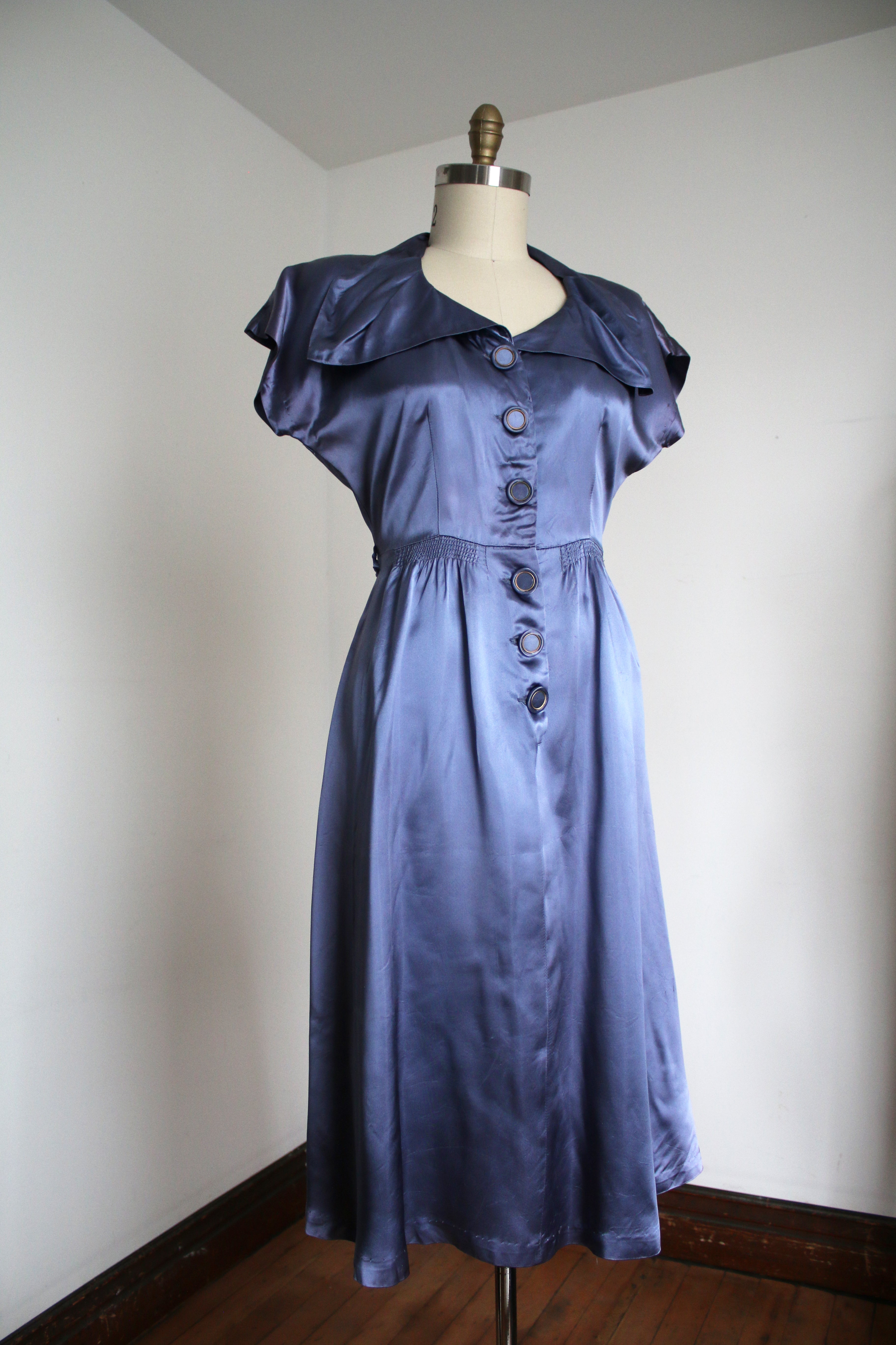 1940s satin dress hotsell