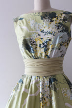 Load image into Gallery viewer, vintage 1950s Alex Coleman botanical novelty dress