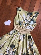 Load image into Gallery viewer, vintage 1950s Alex Coleman botanical novelty dress