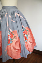 Load image into Gallery viewer, vintage 1950s hat print skirt {xs}