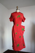 Load image into Gallery viewer, vintage 1940s novelty rayon dress {xs}