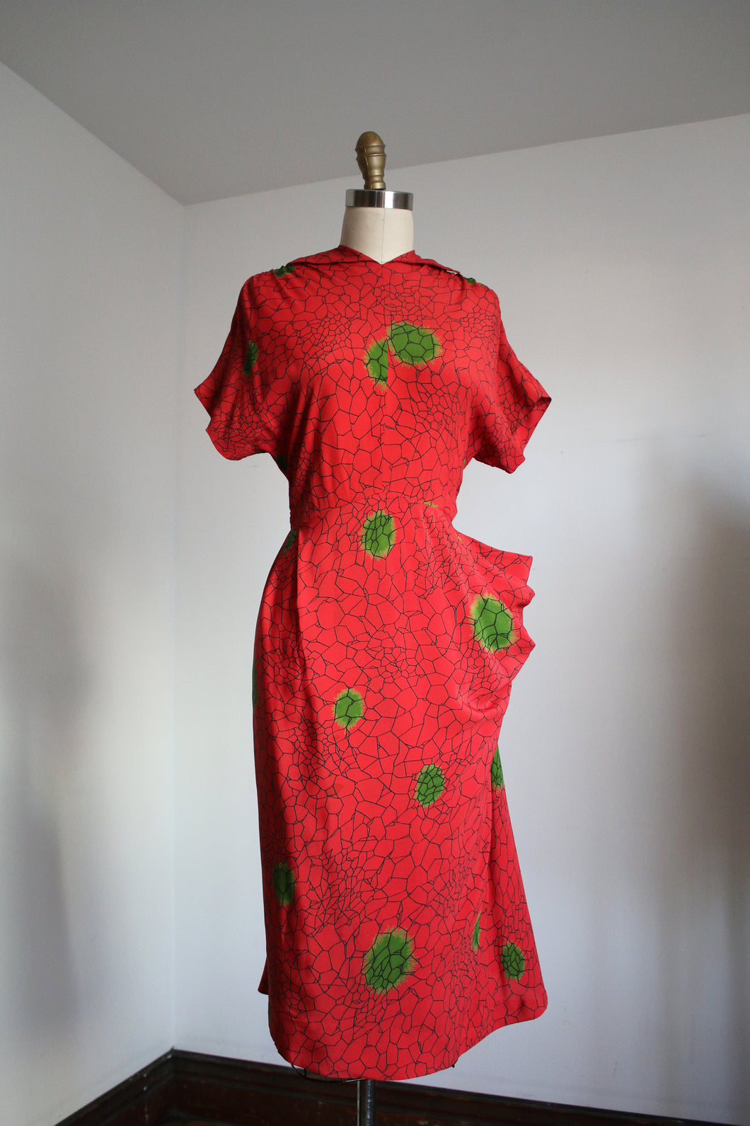 vintage 1940s novelty rayon dress {xs}