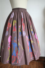 Load image into Gallery viewer, vintage 1950s border print skirt {xs}