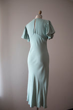 Load image into Gallery viewer, vintage 1930s pale blue bias cut dress set with hat