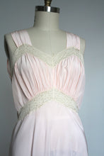 Load image into Gallery viewer, vintage 1940s pink nightgown {M/L}