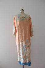 Load image into Gallery viewer, vintage 1920s pongee style robe
