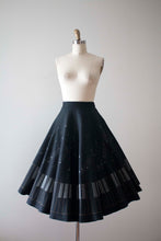 Load image into Gallery viewer, vintage 1950s felt Piano Music skirt