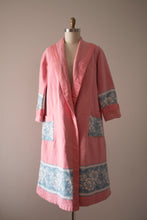 Load image into Gallery viewer, vintage 1920s Beacon Blanket robe