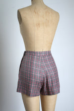 Load image into Gallery viewer, vintage 1940s plaid shorts {27W} as-is