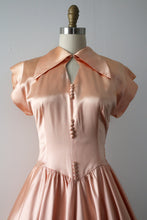 Load image into Gallery viewer, vintage 1940s pink satin dress