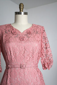 vintage 1950s pink lace dress {m}