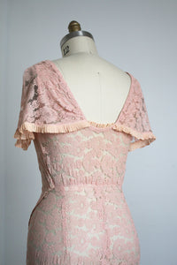 vintage 1930s pink lace dress {m}