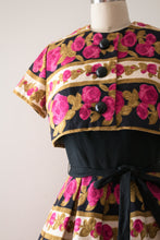 Load image into Gallery viewer, vintage 1950s floral rose print dress set