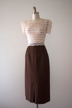 Load image into Gallery viewer, vintage 1930s pink top