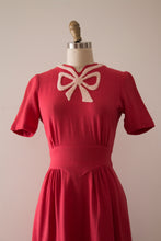 Load image into Gallery viewer, vintage 1940s pink wool novelty dress
