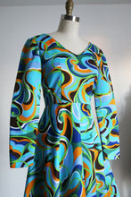 Load image into Gallery viewer, MARKED DOWN vintage 1960s psychedelic dress {s}