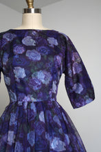 Load image into Gallery viewer, vintage 1950s purple floral dress {s}