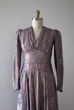 Load image into Gallery viewer, vintage 1930s lamé evening gown