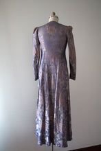 Load image into Gallery viewer, vintage 1930s lamé evening gown