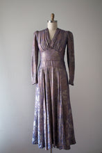 Load image into Gallery viewer, vintage 1930s lamé evening gown
