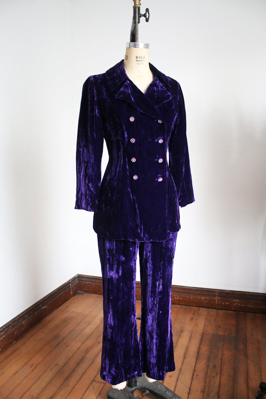vintage 1970s velvet pant & jacket set {xs/s}