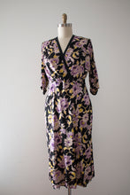 Load image into Gallery viewer, vintage 1940s rayon jersey dress