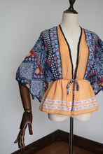 Load image into Gallery viewer, vintage 1970s blouse {xs-l}