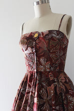Load image into Gallery viewer, vintage 1950s Alfred Shaheen floral sun dress