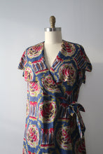 Load image into Gallery viewer, vintage 1930s wrap dress