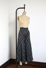 Load image into Gallery viewer, MARKED DOWN vintage 1970s silver metallic pants {xs}