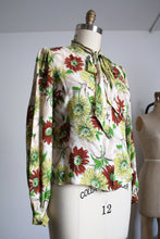 Load image into Gallery viewer, vintage 1940s floral long sleeve blouse {L}