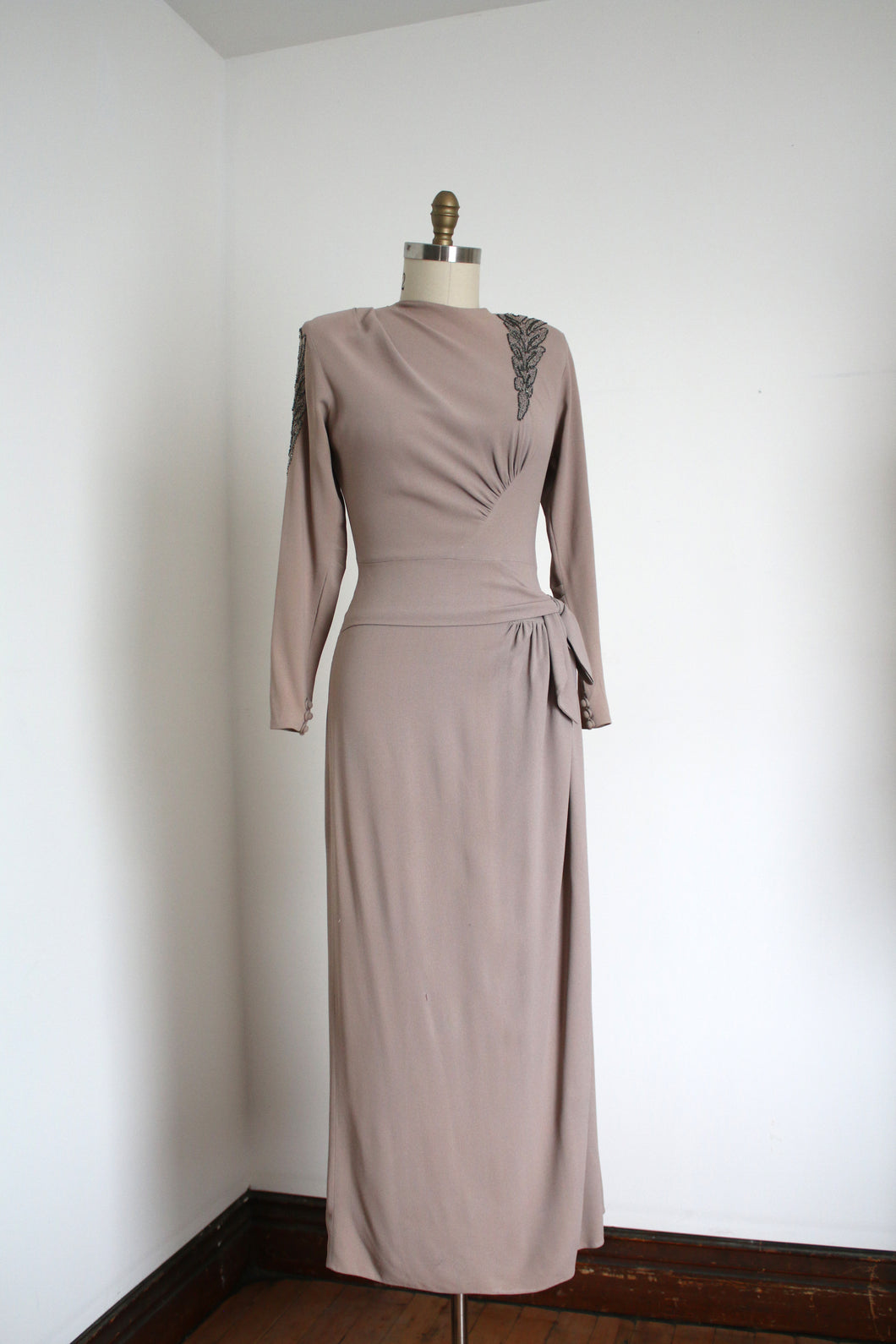 vintage 1940s rayon gown