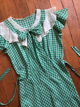 Load image into Gallery viewer, vintage 1930s green cotton dress
