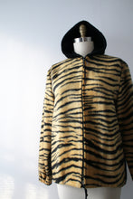 Load image into Gallery viewer, vintage 1960s tiger jacket