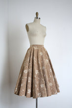 Load image into Gallery viewer, vintage 1950s under the Sea full circle skirt