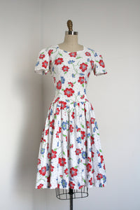 MARKED DOWN vintage 1940s floral dress {s/m}