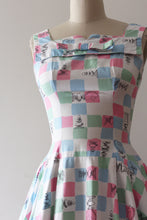 Load image into Gallery viewer, vintage 1950s CHESS game dress with full circle skirt